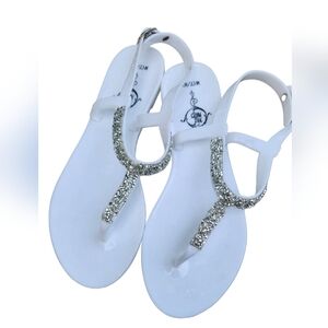 Soul Mates 7/8 White Sandals with‎ Silver Bling Jelly Type Sandal Buckle Close